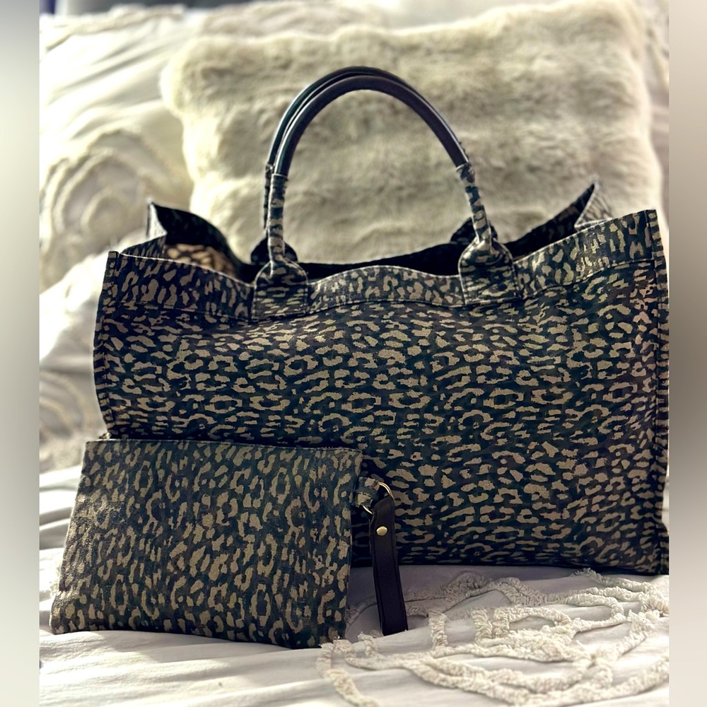 ✨ANIMAL LEOPARD 🐆 PRINT TOTE & POUCH SET🌟OVERSIZED & ROOMY‼️